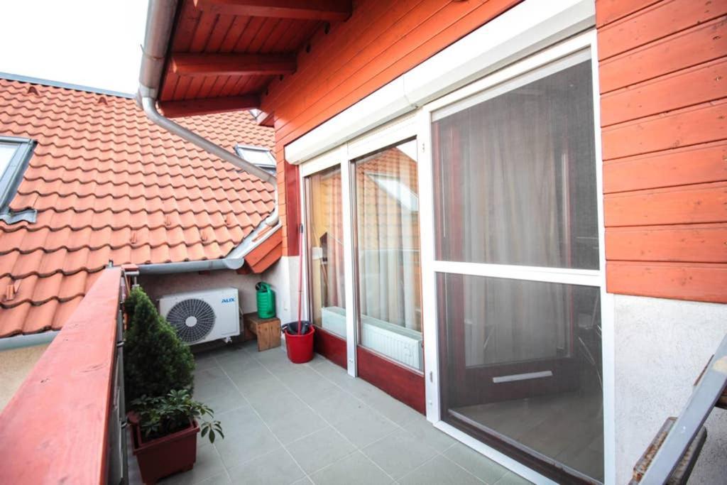 Entire Home ブダペスト エクステリア 写真