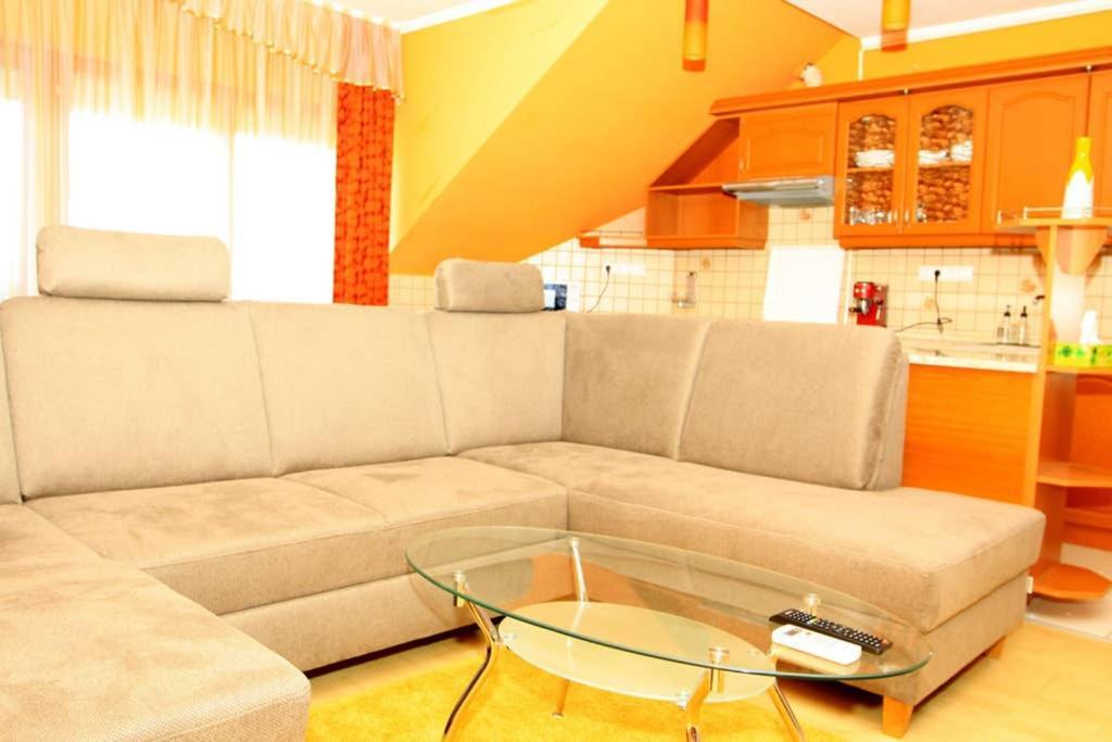 Entire Home ブダペスト エクステリア 写真